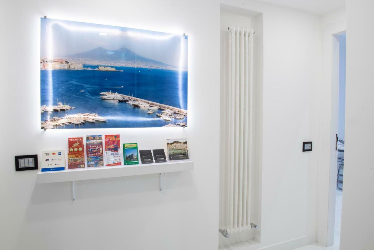 Rettifilo 201 Exclusive Rooms Наполи Екстериор снимка